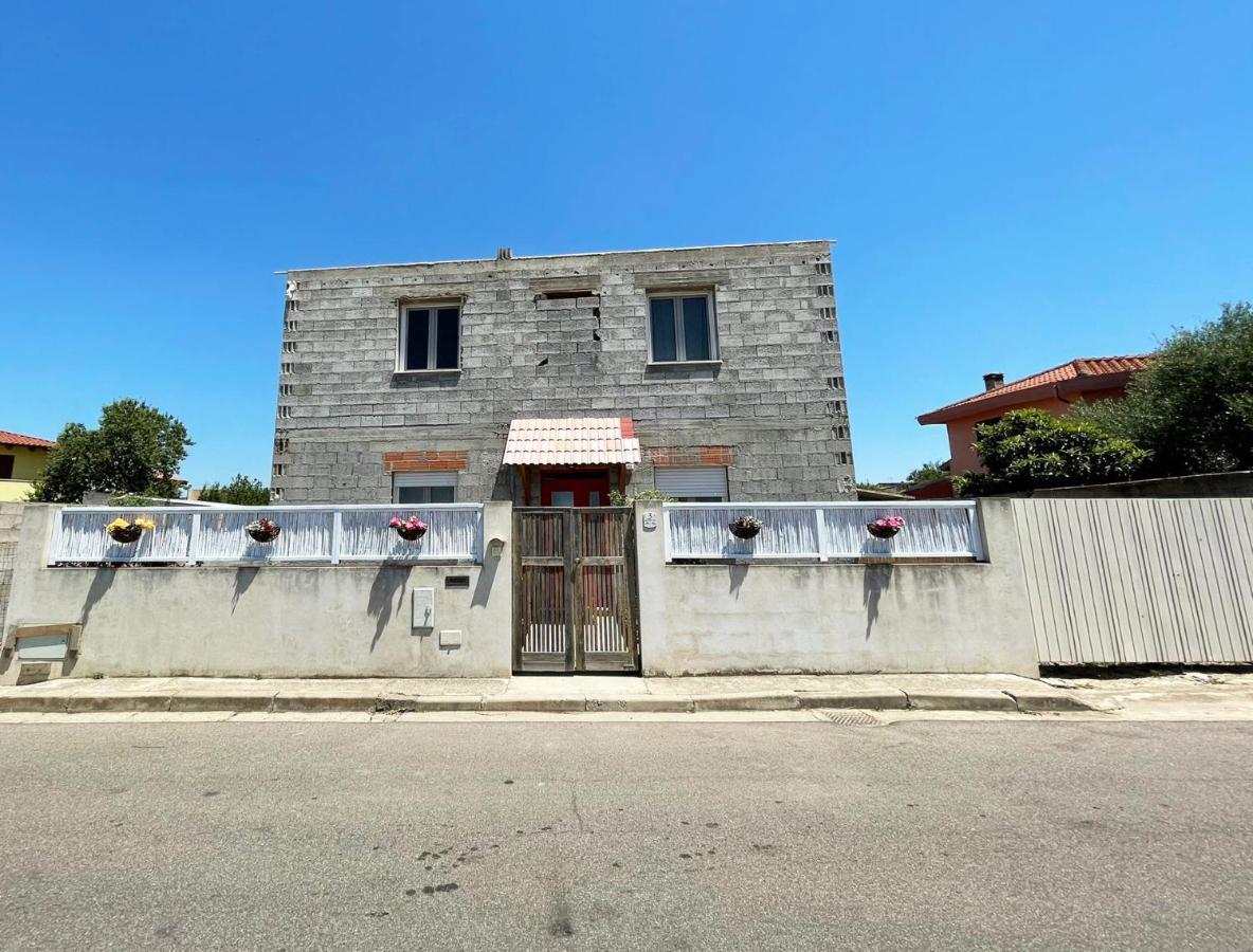 Casa Di Nelia Βίλα Baratili San Pietro Εξωτερικό φωτογραφία